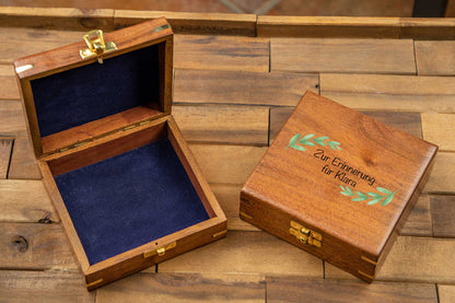 Schatzkiste Hochzeit personalisiert mit Deinem Wunschtext - Holzkiste