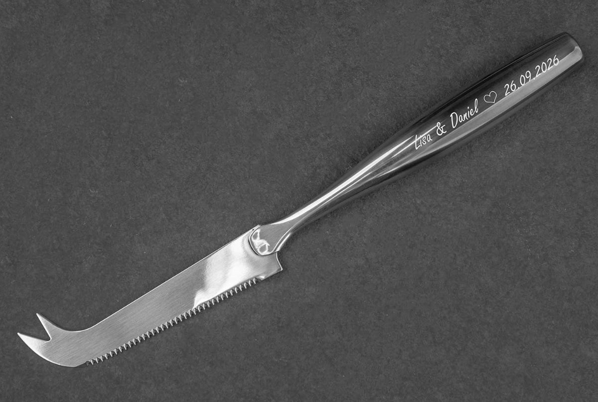 Personalisiertes Käsemesser aus Edelstahl mit Gravur