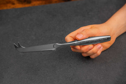 Personalisiertes Käsemesser aus Edelstahl mit Gravur