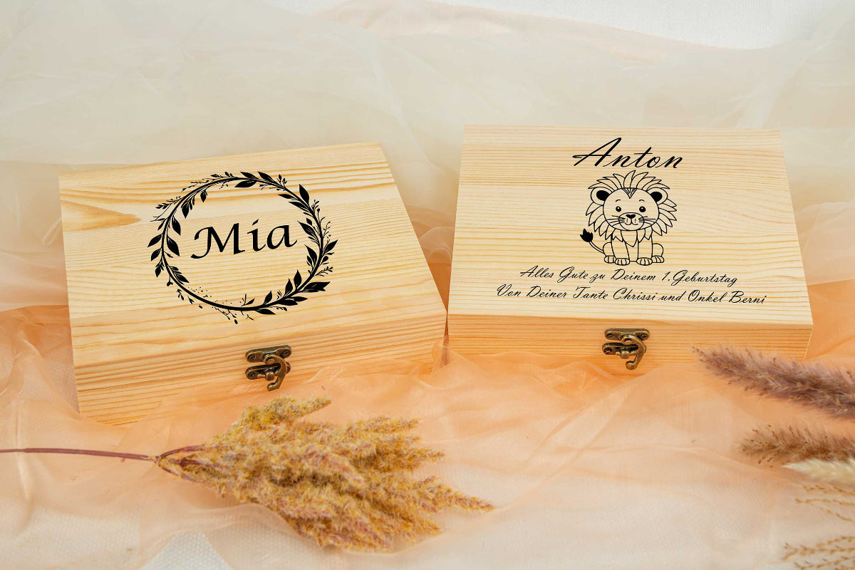 Kinderbesteck personalisiert mit Name und schicker Holzbox