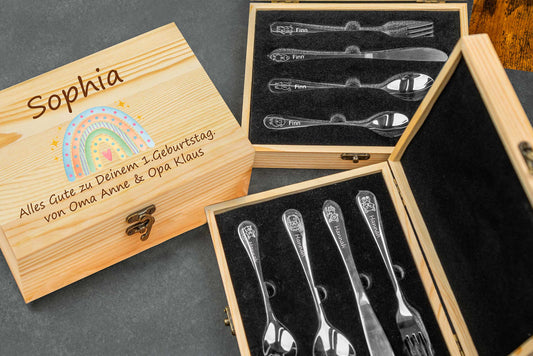 Kinderbesteck personalisiert mit Name und schicker Holzbox bunt