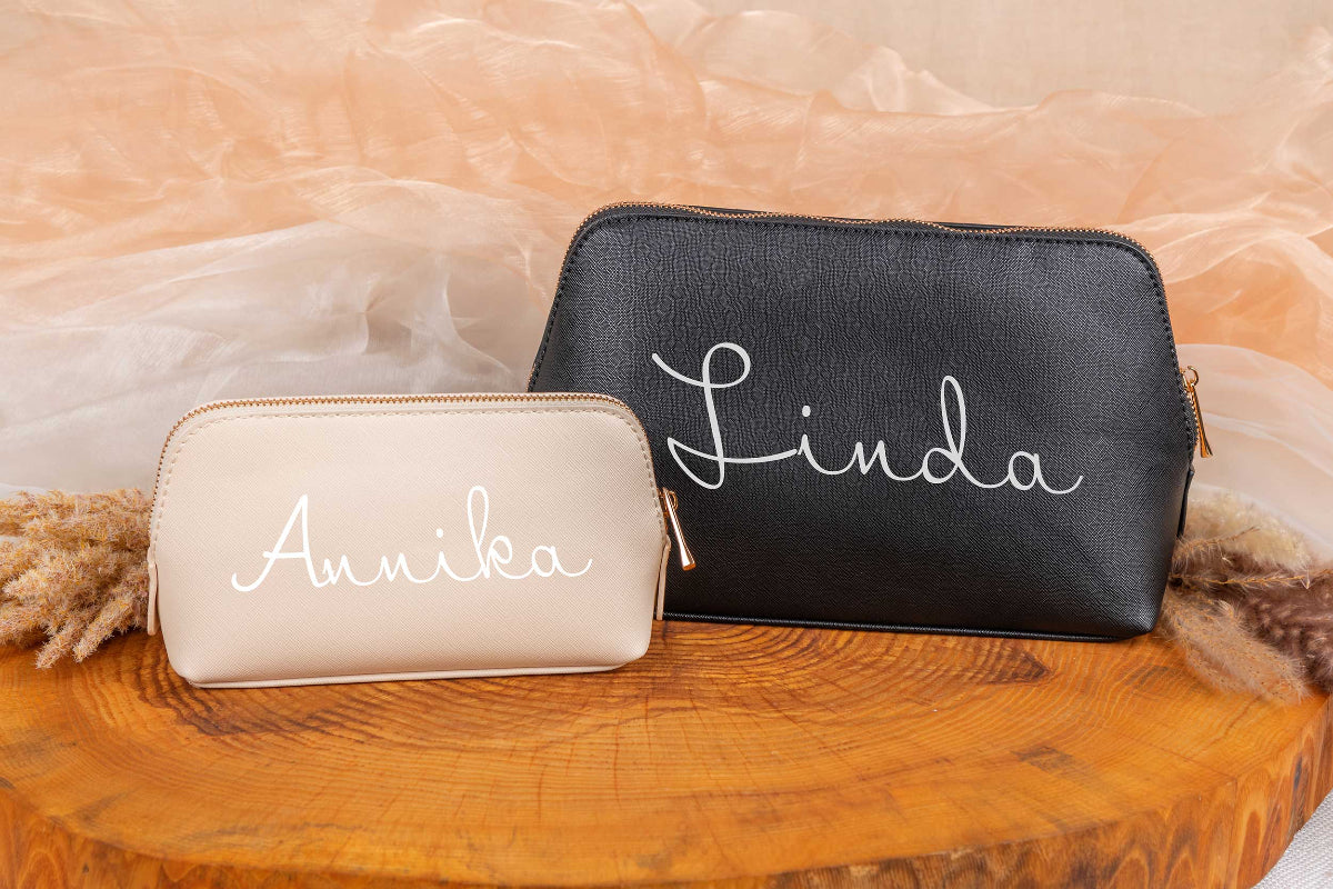 Schminktasche aus Kunstleder personalisiert mit Namen • Kosmetiktasche