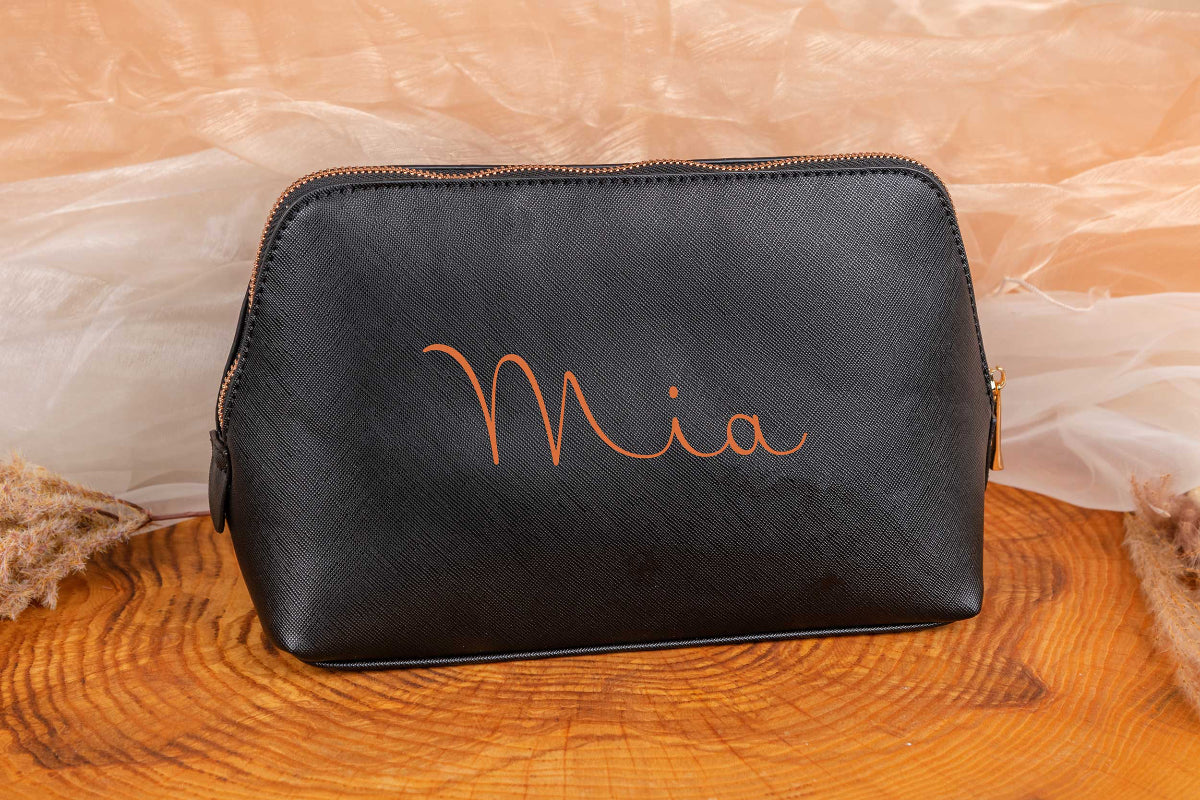 Schminktasche aus Kunstleder personalisiert mit Namen • Kosmetiktasche
