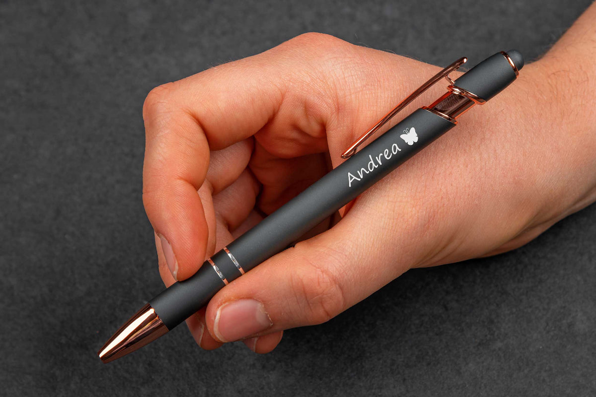 Metall-Kugelschreiber personalisiert mit roségold Akzenten