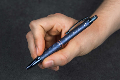 Metall-Kugelschreiber in vier Farben mit Soft Touch Oberfläche