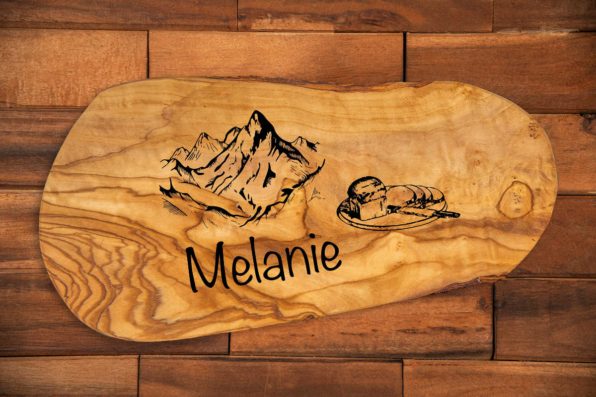 Olivenholz Frühstücksbrett mit Deiner Wunschgravur - Brotzeitbrett