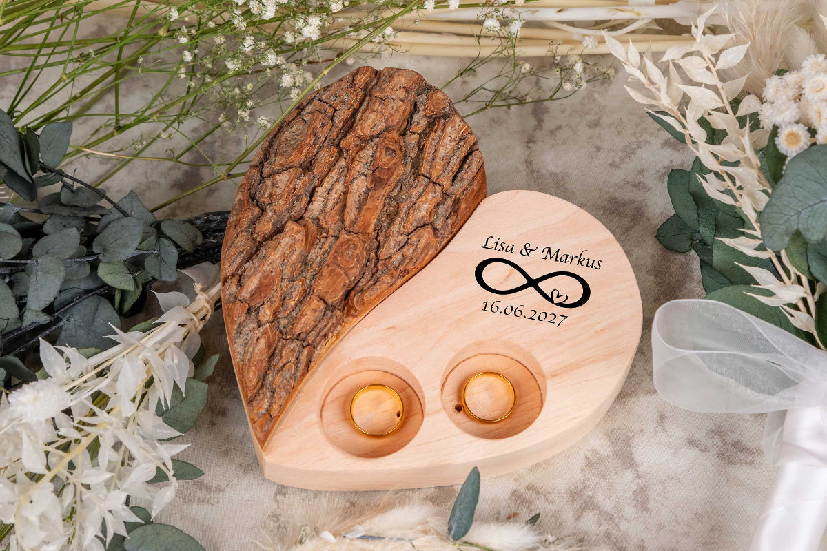 Ringkissen Holz Herz personalisiert mit Gravur