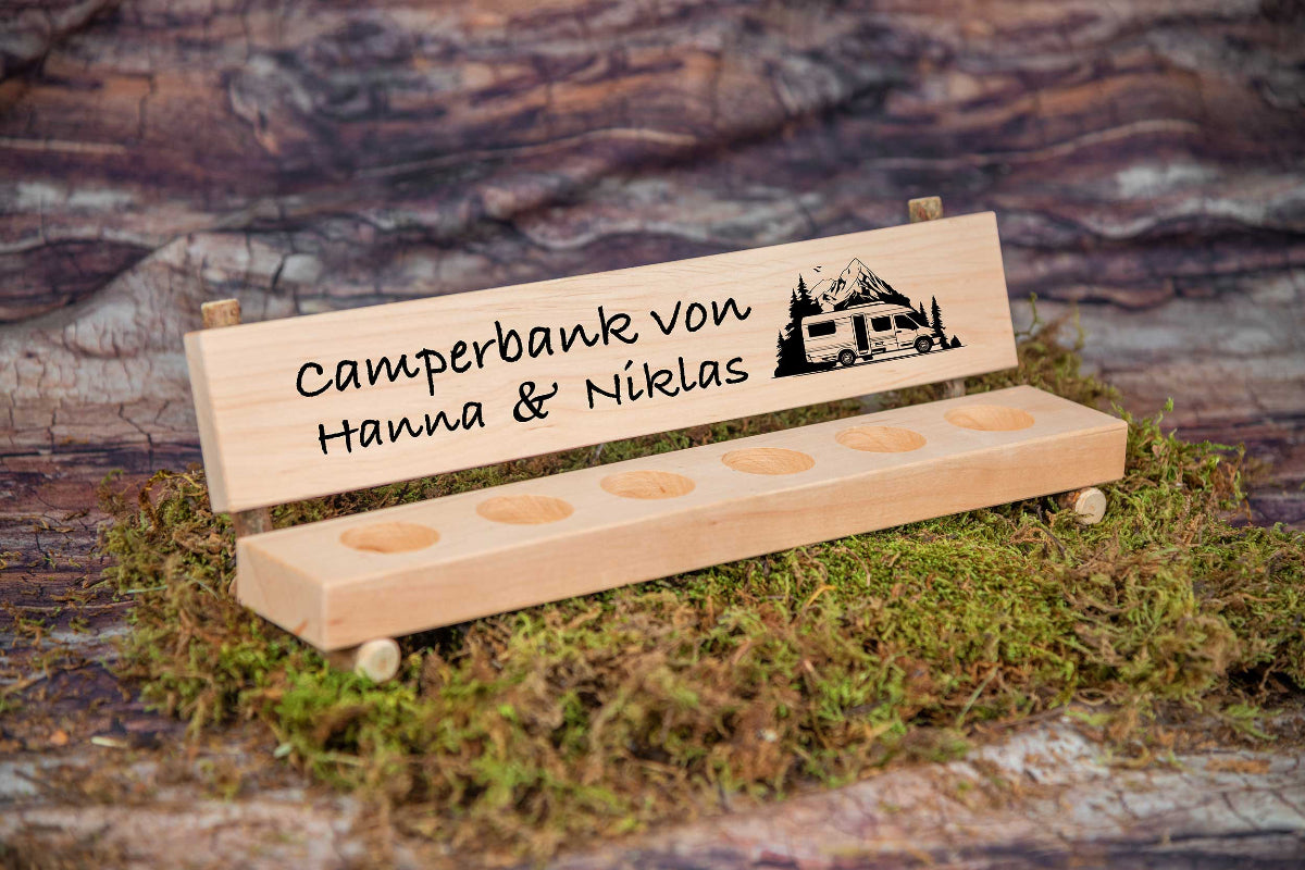 Personalisierte Schnapsbank mit Deiner Wunschgravur im rustikalem Stil
