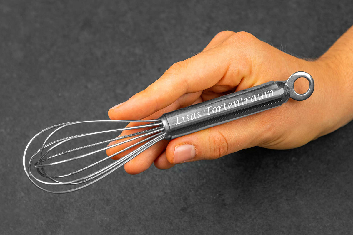 Premium Schneebesen mit Namen personalisiert aus Edelstahl