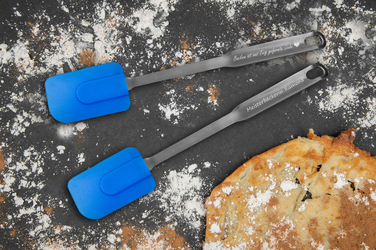 Premium Teigschaber personalisiert mit Namen aus Edelstahl