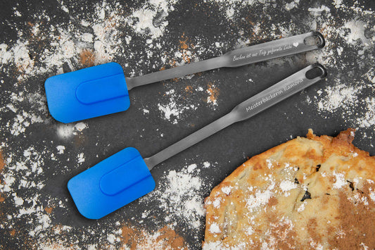 Premium Teigschaber personalisiert mit Namen aus Edelstahl