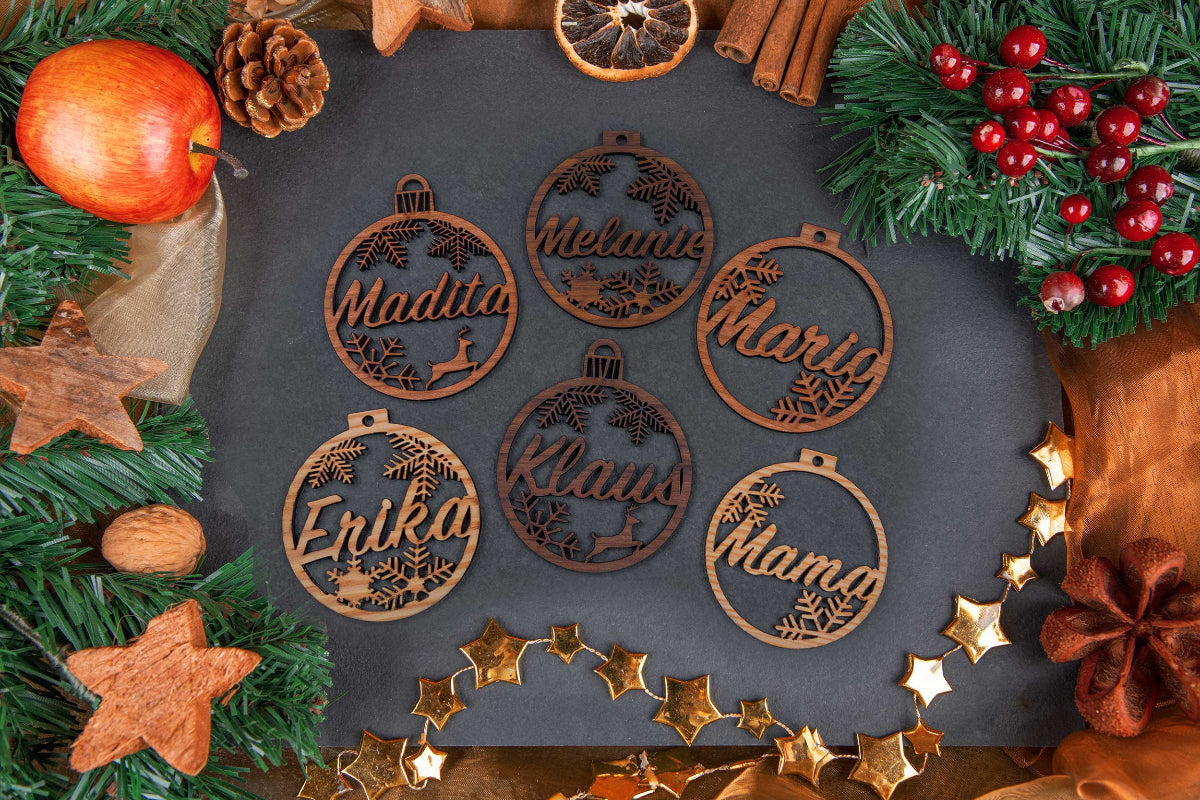 Personalisierter Christbaumschmuck mit Namen
