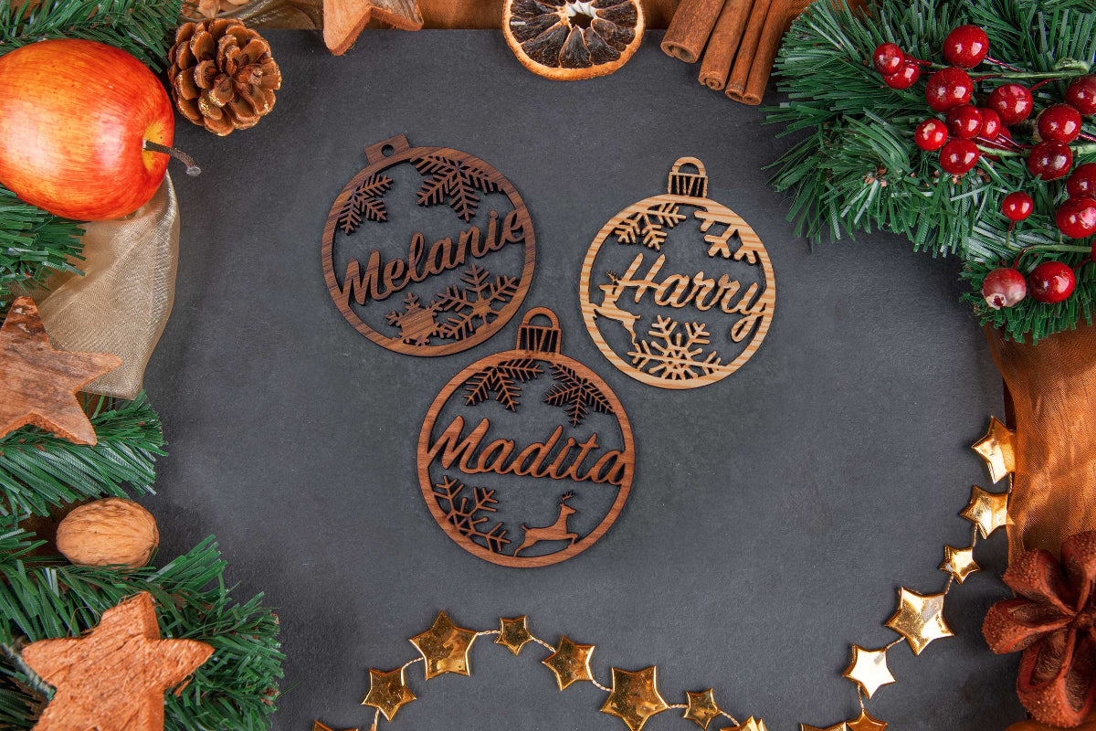 Personalisierter Christbaumschmuck mit Namen