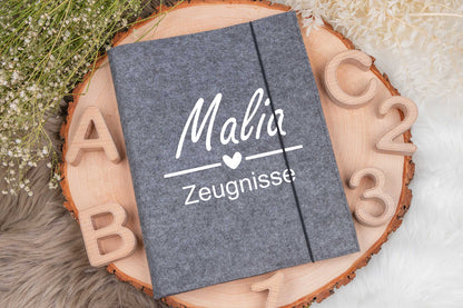 Zeugnismappe personalisiert aus Filz mit Wunschname