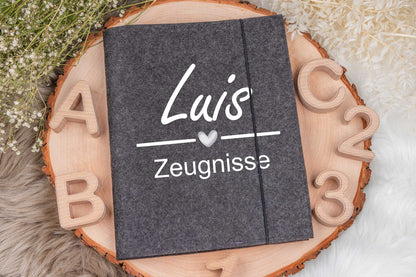 Zeugnismappe personalisiert aus Filz mit Wunschname