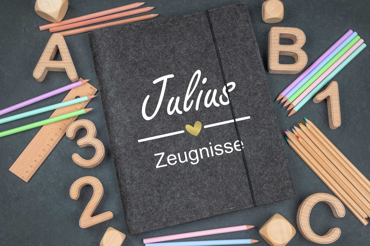 Zeugnismappe personalisiert aus Filz mit Wunschname