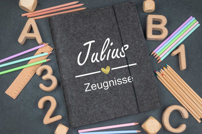Zeugnismappe personalisiert aus Filz mit Wunschname