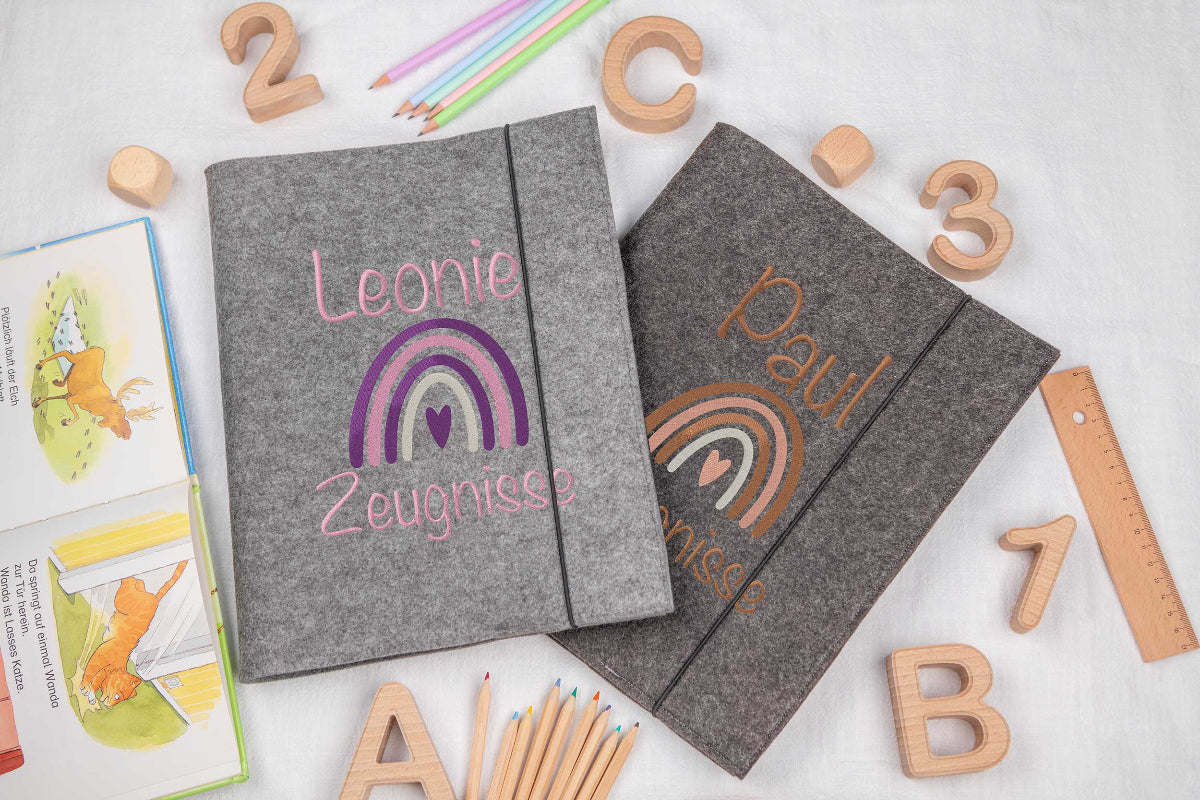 Zeugnismappe personalisiert mit Stickerei